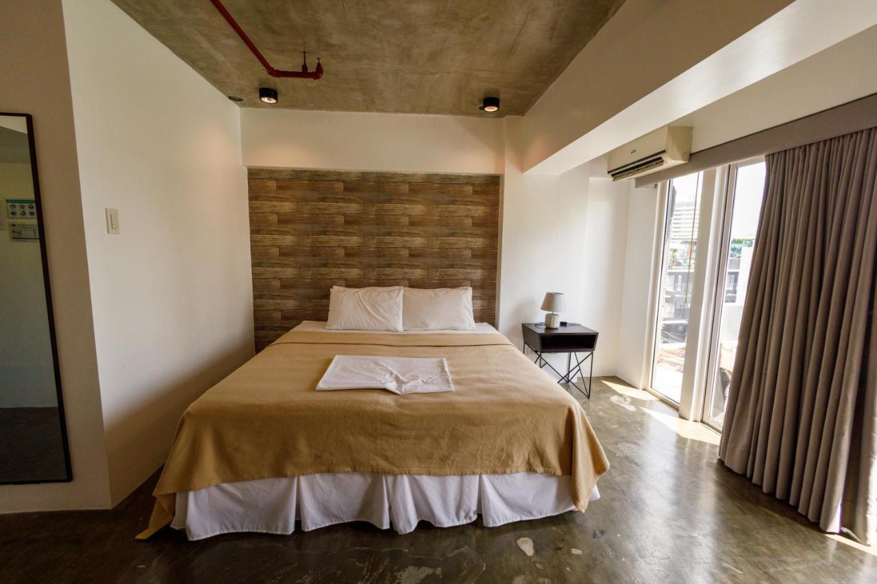 5880 Enriquez Residences Маніла Екстер'єр фото