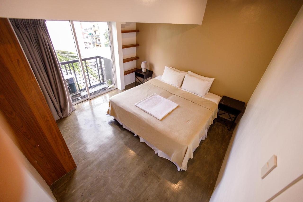 5880 Enriquez Residences Маніла Екстер'єр фото