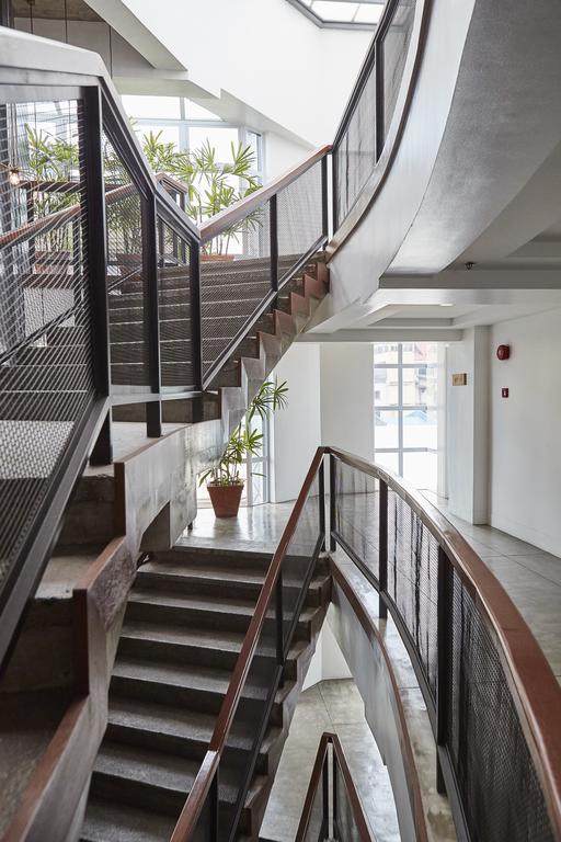 5880 Enriquez Residences Маніла Екстер'єр фото