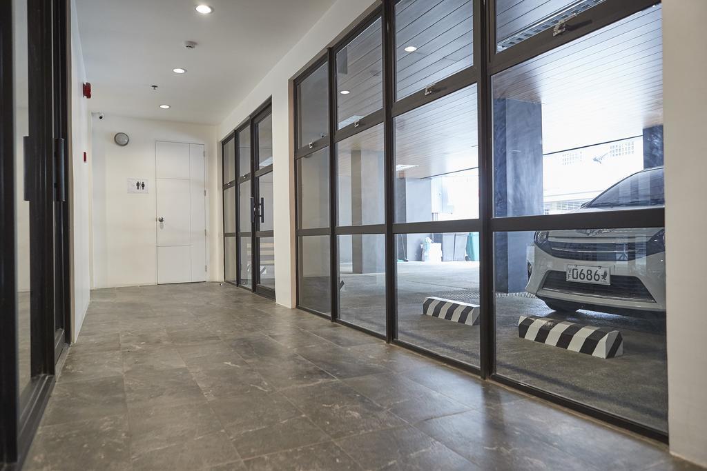 5880 Enriquez Residences Маніла Екстер'єр фото